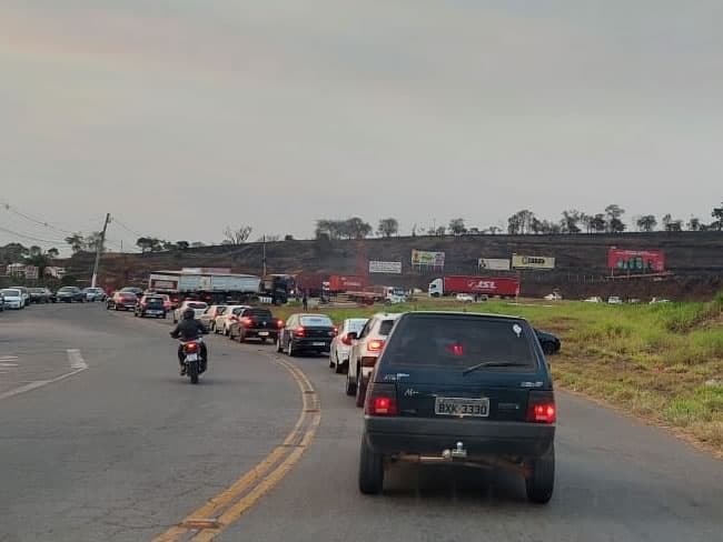 CONEXÃO URGENTE: Caminhoneiros iniciam paralisação em vários pontos do Brasil