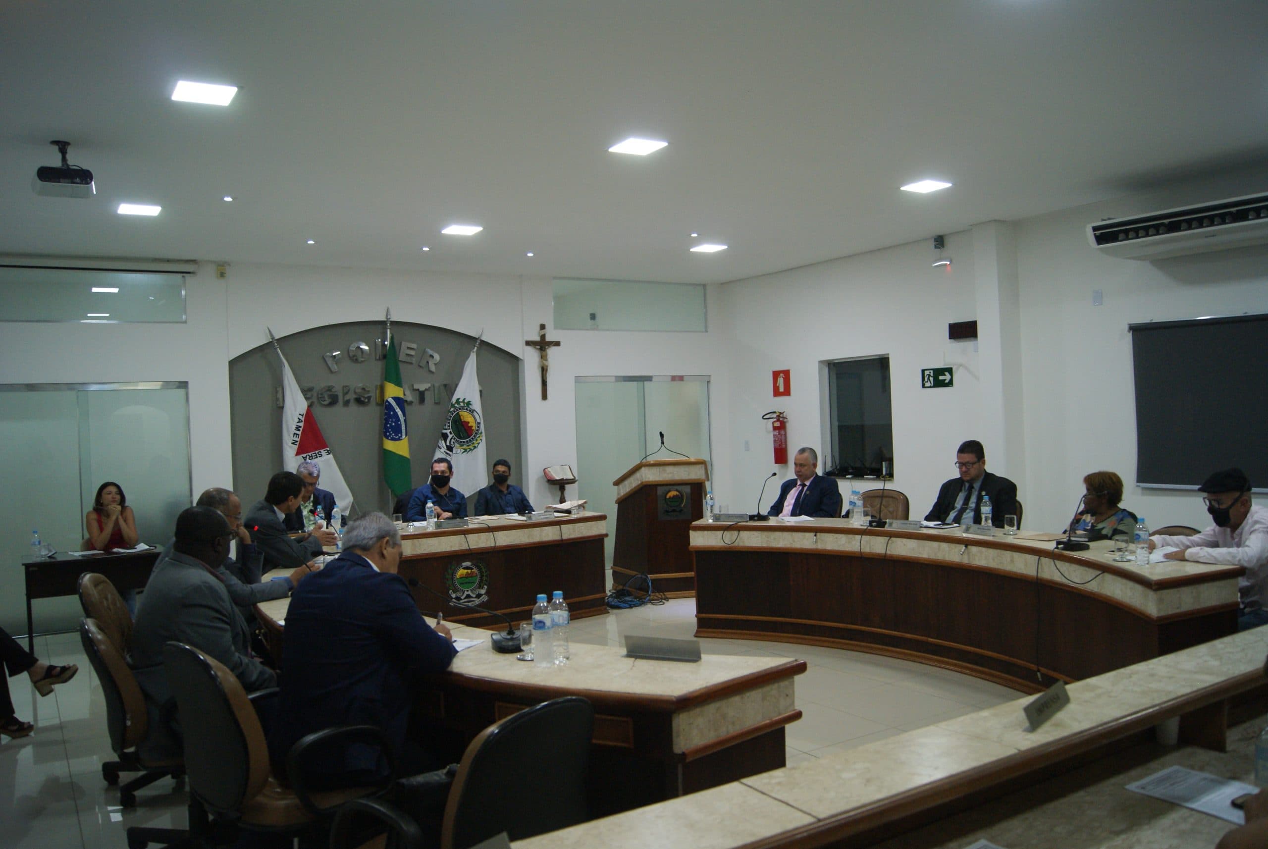 NA CÂMARA: Aprovado o pagamento do piso salarial nacional dos profissionais da enfermagem no âmbito da administração municipal