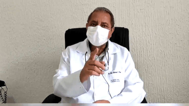 EXCLUSIVO! DR. LUIZ ROBERTO FALA SOBRE A ÔMICRON, H3N2, DENGUE E A POLÊMICA SOBRE VACINAÇÃO CONTRA O CORONAVÍRUS PARA CRIANÇAS