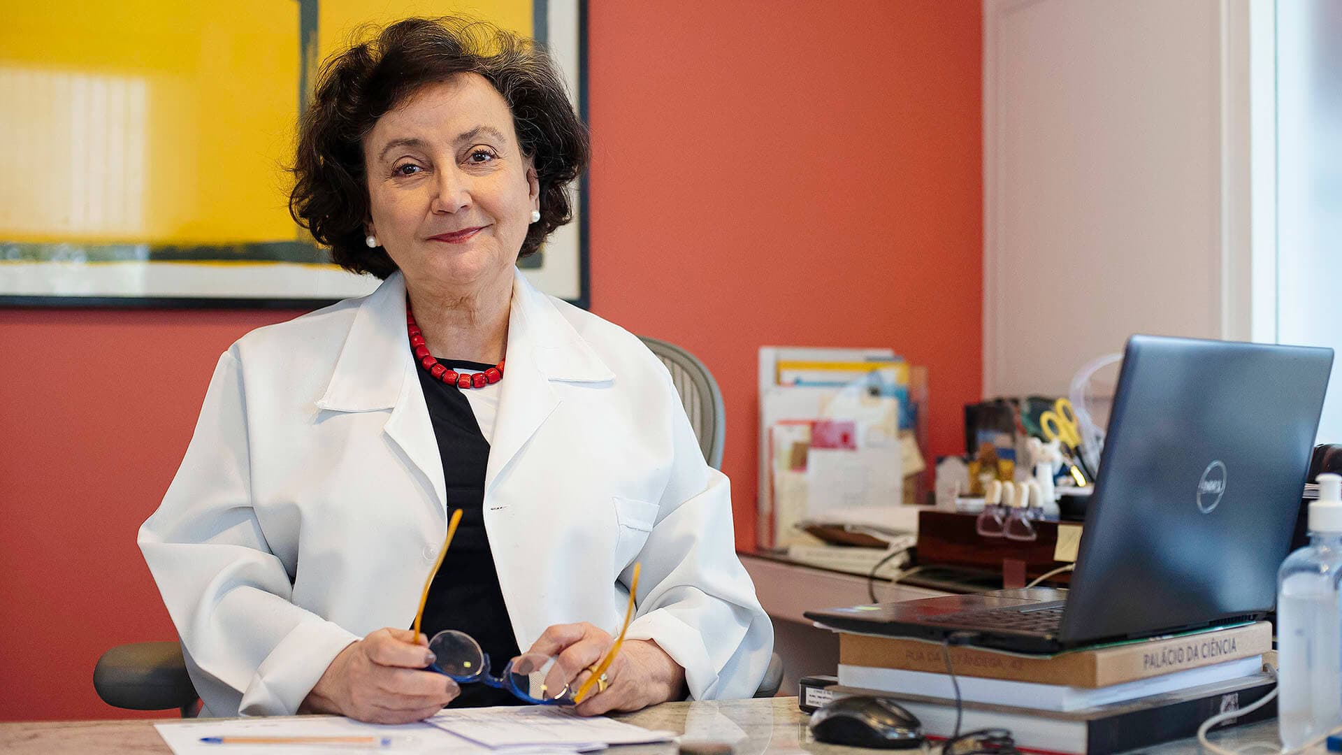 BOA NOTÍCIA: Ômicron pode ser o início do fim da pandemia, afirma pneumologista da Fiocruz