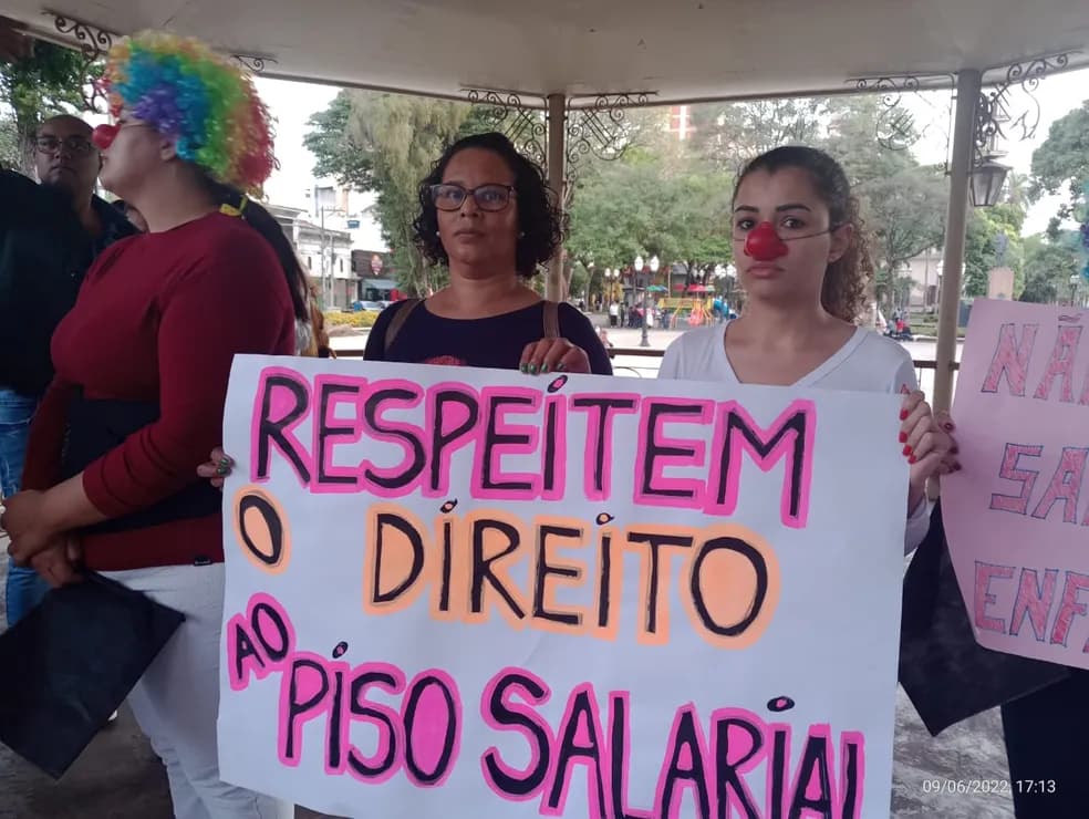 Enfermeiras (os) fazem greve em defesa do piso nacional da categoria