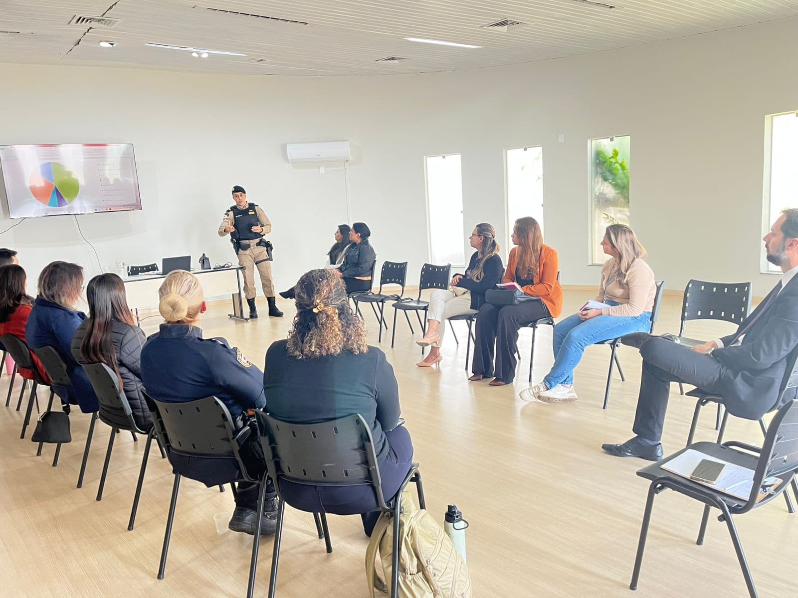 Três Pontas dá início à construção do Plano Municipal de Enfrentamento à Violência contra a Mulher