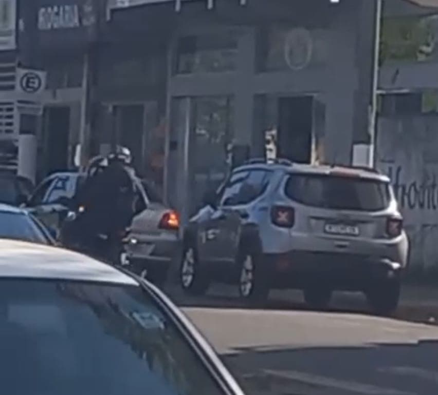 POLÍCIA SEGUE NO ENCALÇO DOS MARGINAIS QUE ASSALTARAM CASA LOTÉRICA E POSTO DE COMBUSTÍVEIS EM TRÊS PONTAS