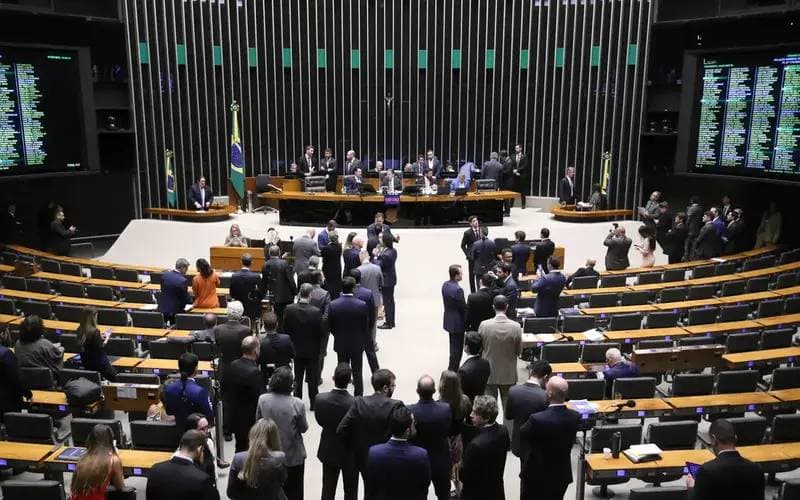 CRIME CRUEL GANHA NOME E PUNIÇÃO MAIS DURA: CÂMARA APROVA LEI QUE PODE LEVAR ATÉ 40 ANOS DE PRISÃO